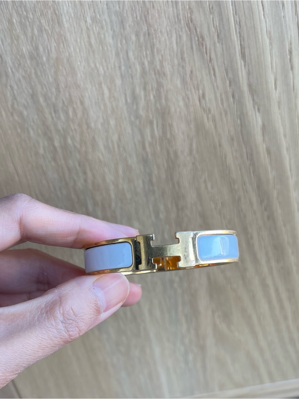 Hermes Clic H Gold and White Bracelet Bangle PM authentic - Picture 3 of 9